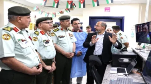 الخدمات الطبية الملكية: إدخال جهاز ARC مدعم بالذكاء الاصطناعي لربط مرضى قسم العناية الحثيثة