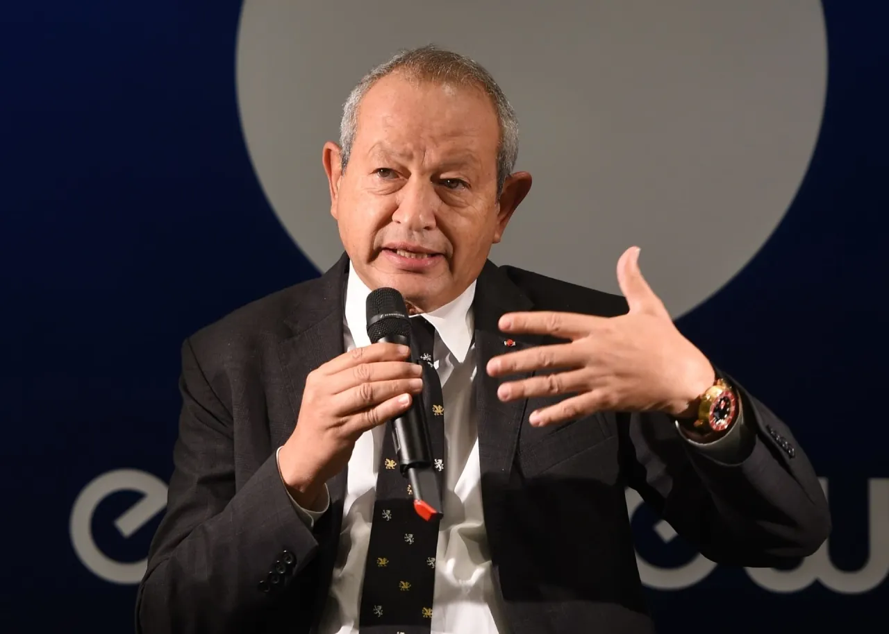 Sawiris to youth Distribute your wealth correctly one quarter gold one quarter real estate one quarter bonds one quarter cash