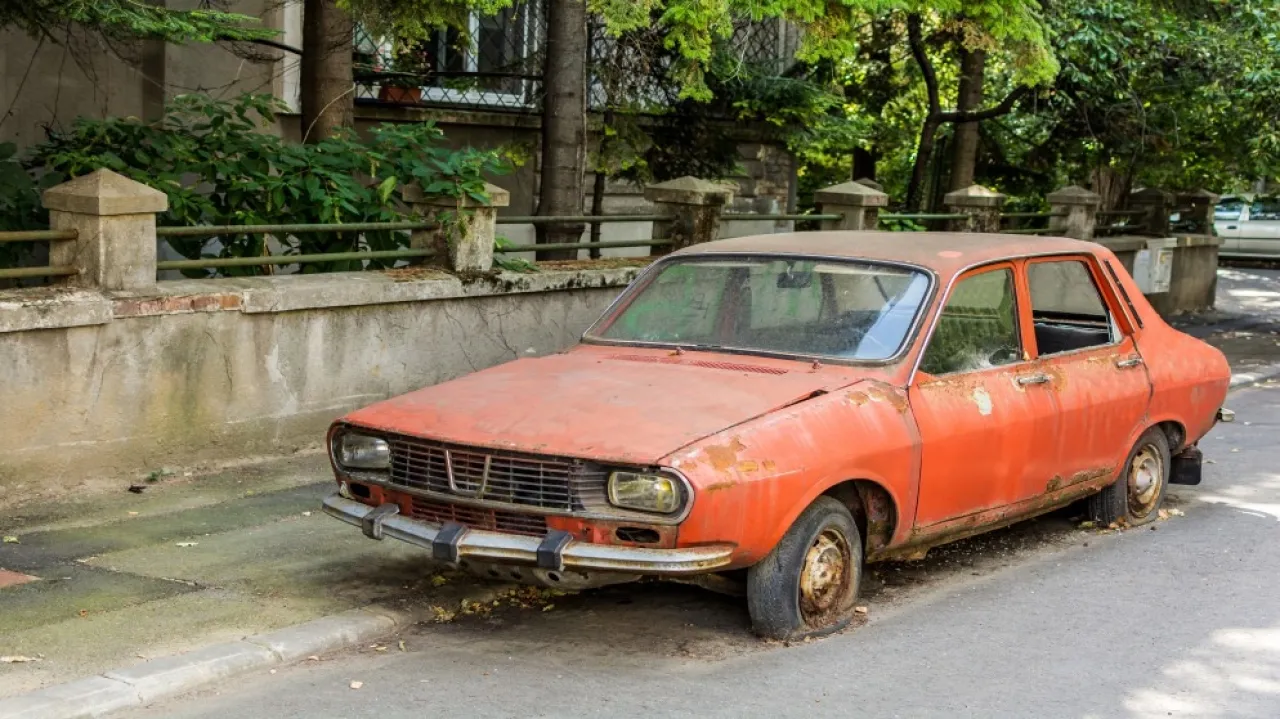 Greater Amman Municipality exempts owners of abandoned vehicles from fines until the end of 2025