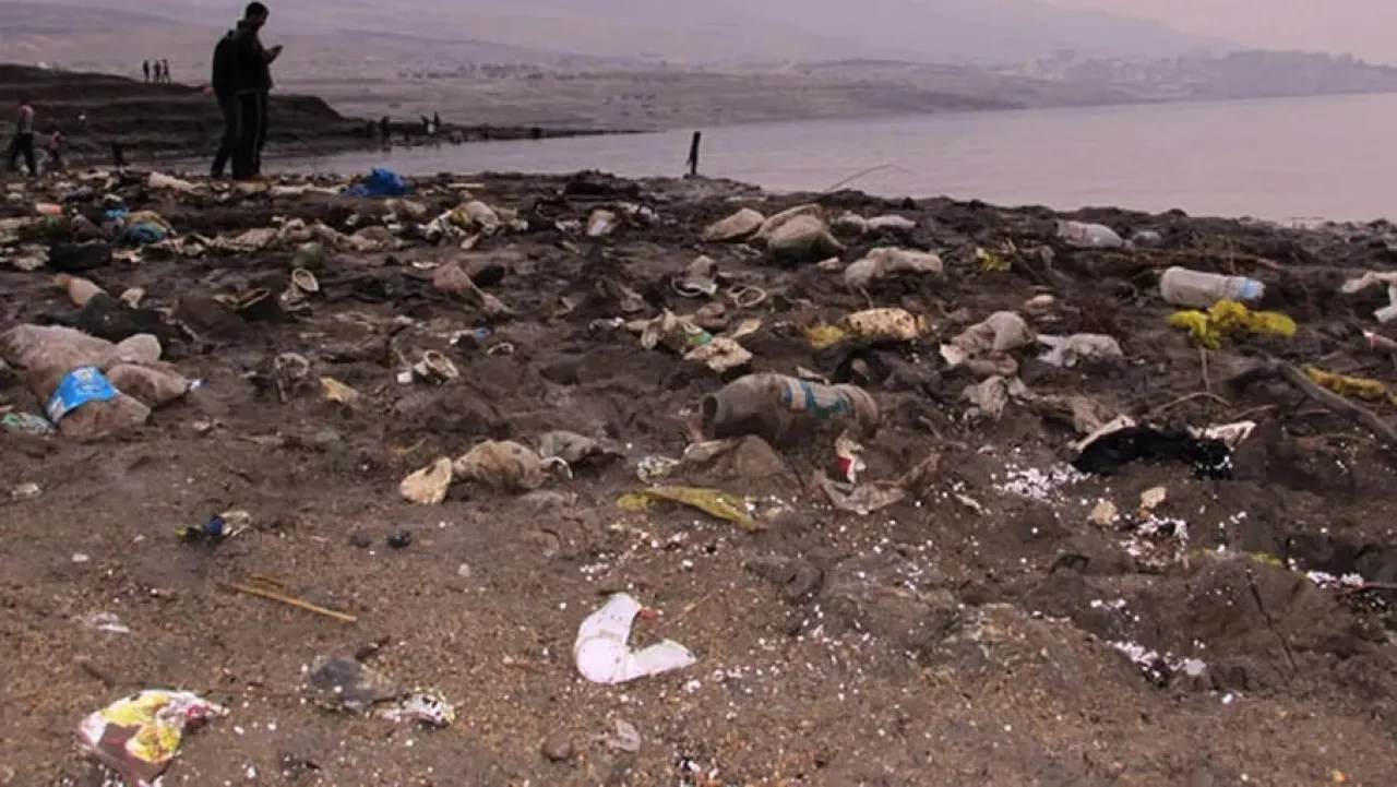 Amman Municipality Approves Agreement for Collecting Waste from the Dead Sea