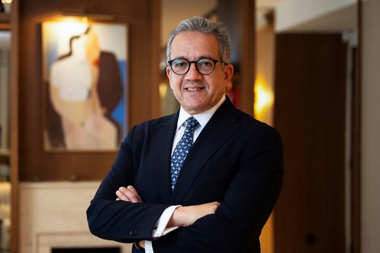 Khaled ElAnany First Egyptian and Arab to Win UNESCO Presidency