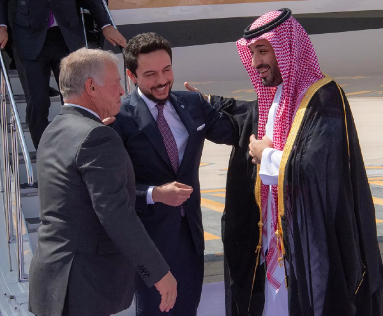The King discusses major developments in the region with Bin Salman
