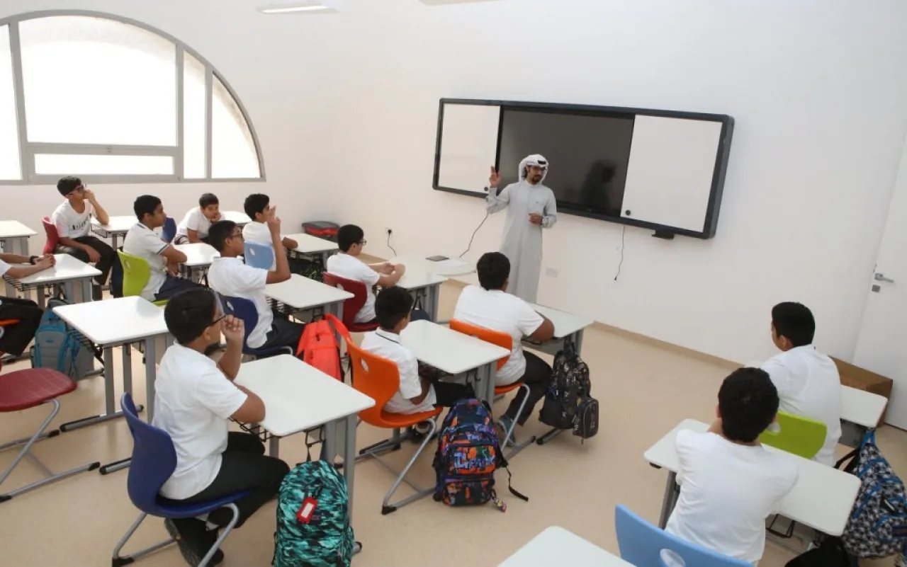Kuwaiti Education Investigation into holding noncompliant school activities and suspending those responsible