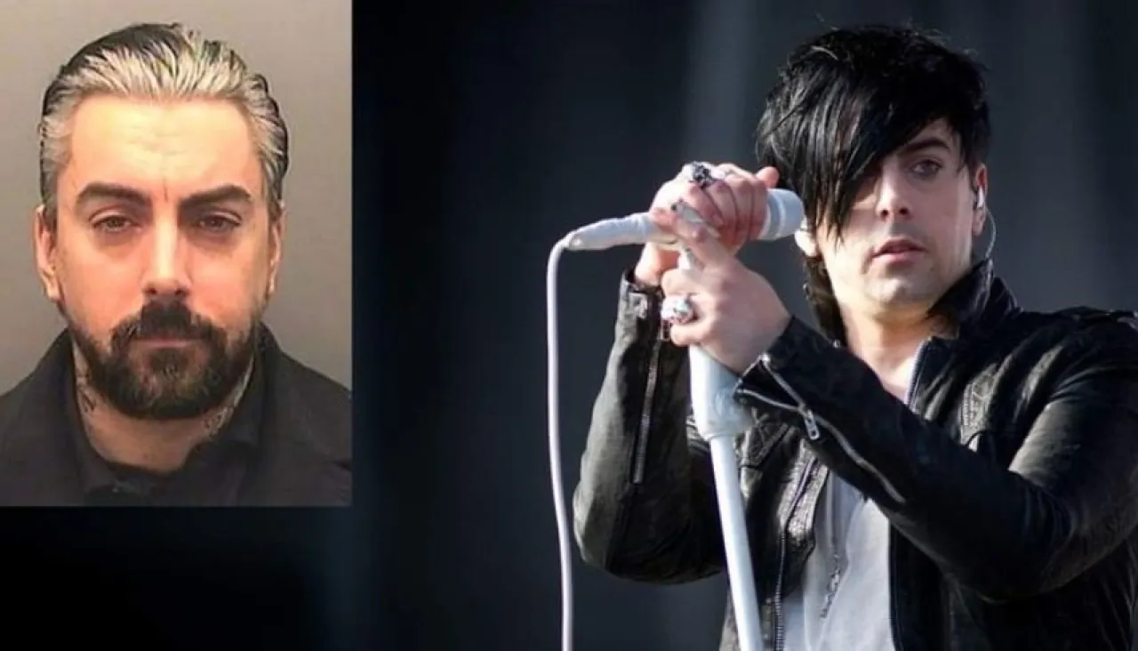 بعد جرائمه ضد الأطفال ذبح مغنٍ شهير داخل زنزانته