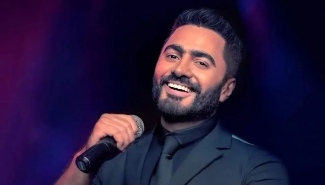 تامر حسني يلتقي جمهوره في حفل ضخم بباريس