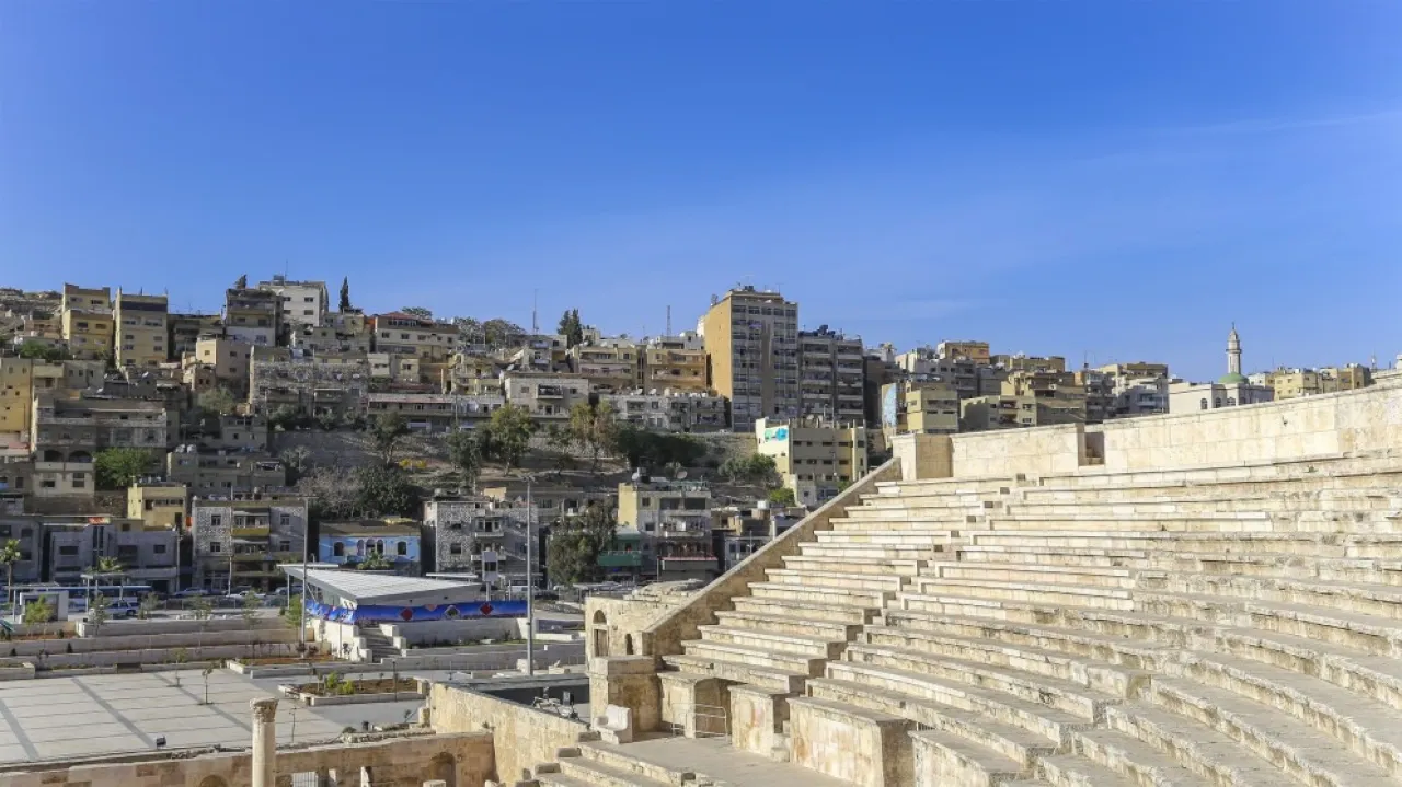 طقس لطيف حتى الخميس وخريفي معتدل الجمعة