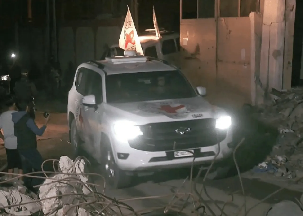 القسام ما تبقى من جثث يحتاج جهودا كبيرة ومعدات بحث