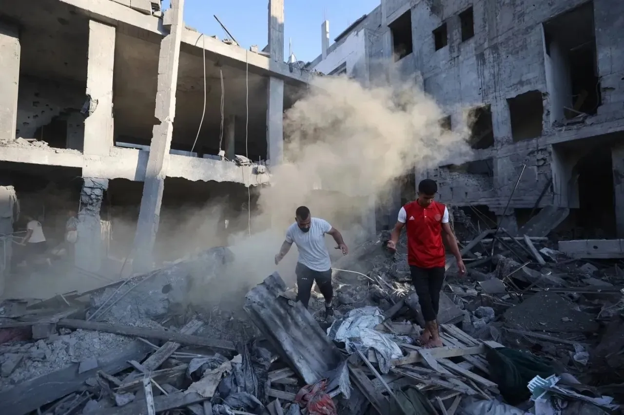 مصر تدعو لبدء تنفيذ خطط إعمار غزة