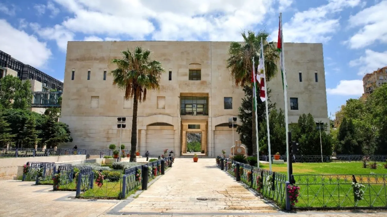 أمانة عمان تحول موظف للمدعي العام وتشدد على ضرورة التحقق من هوية فرق التفتيش