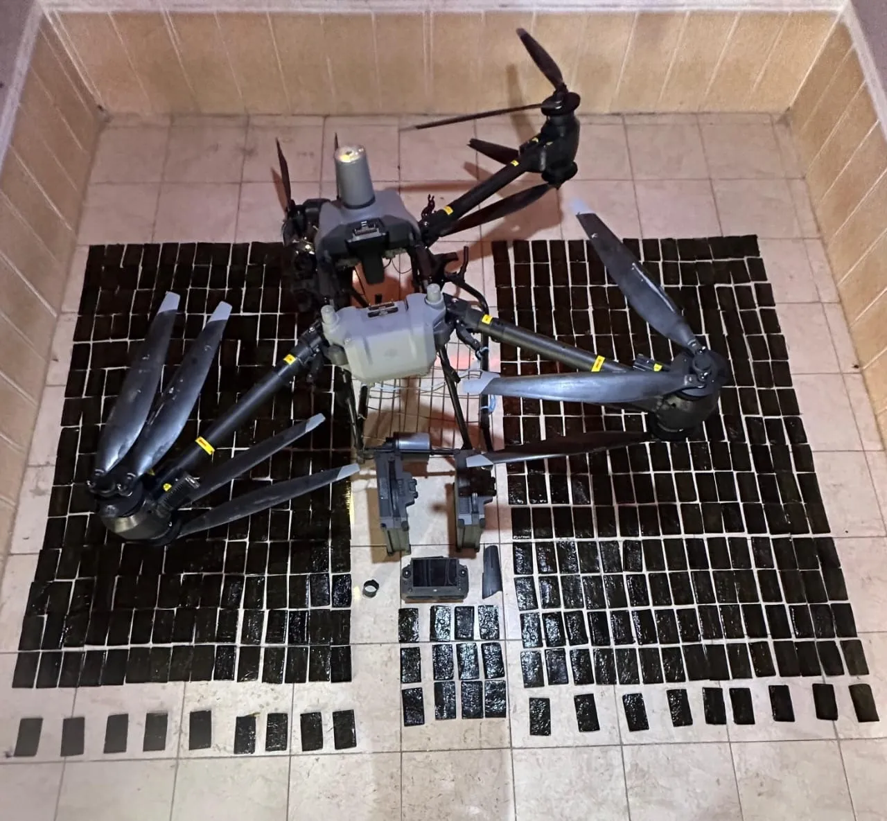 إحباط تهريب مخدرات بواسطة طائرة مسيّرة على الواجهة الغربية للأردن