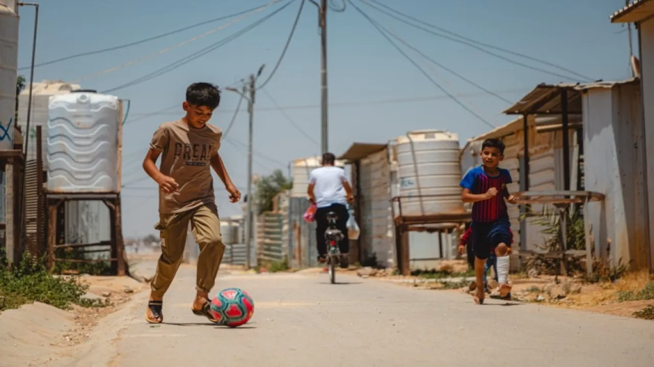 عجز تمويلي يتجاوز 254 مليون دولار في برامج المفوضية للاجئين بالأردن