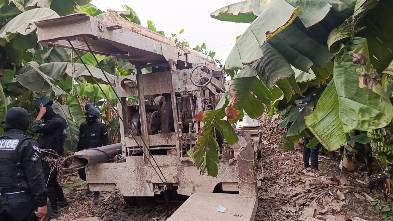 الأردن   ضبط حفارة مخالفة في غور الكفرين وحجزها   فيديو