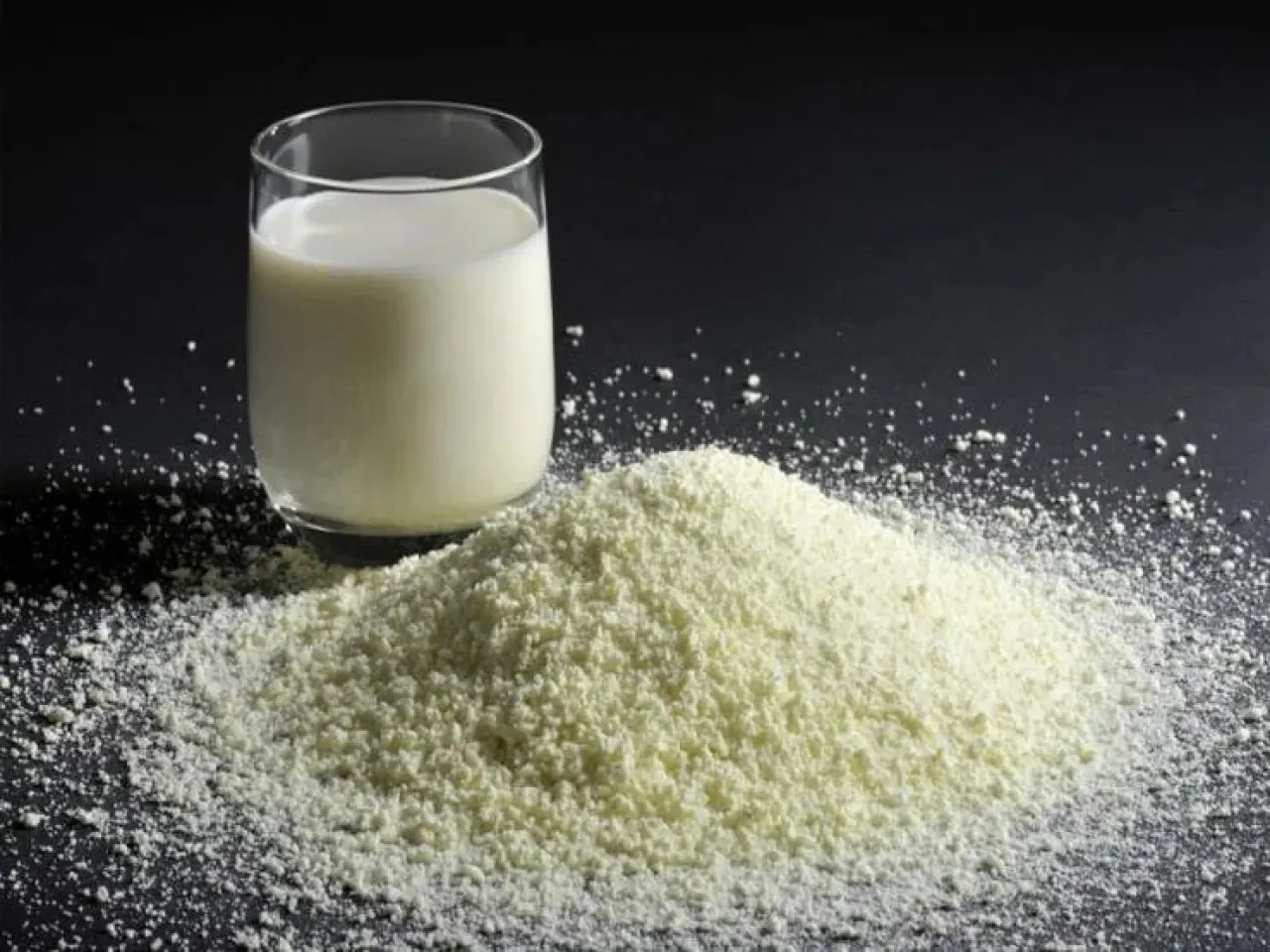 The Senate Agriculture Committee considers reversing the transfer of the powdered milk file to the Ministry of Industry