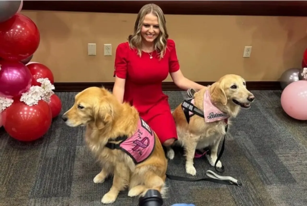 مُعجزة طبية كلب يُنقذ صاحبته ويعيدها للحياة من غيبوبة استمرت 21 يوماً