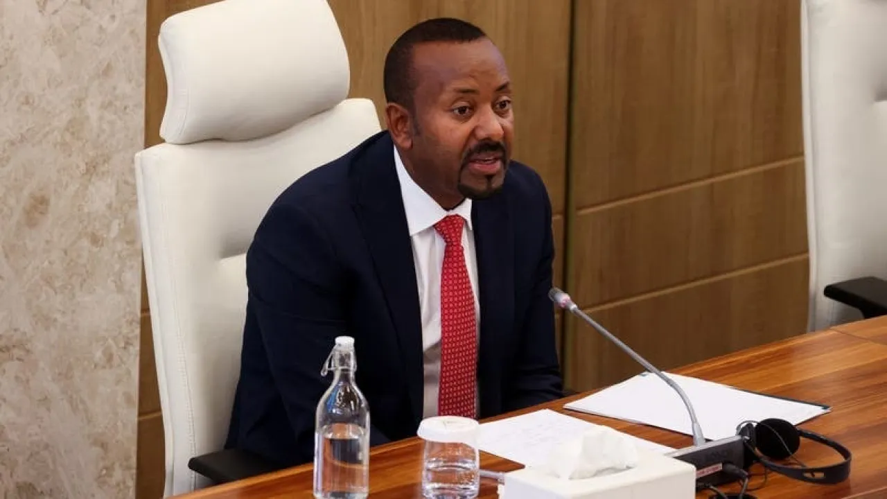 رئيس وزراء إثيوبيا نحذر إريتريا من الحرب