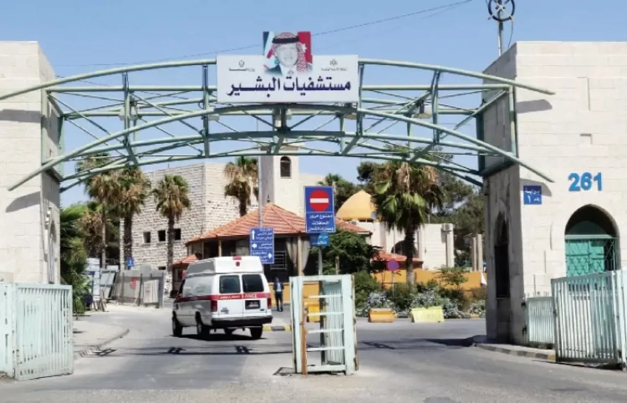 عملية جراحية نادرة ناجحة في مستشفى البشير تنقذ طفلا خديجا