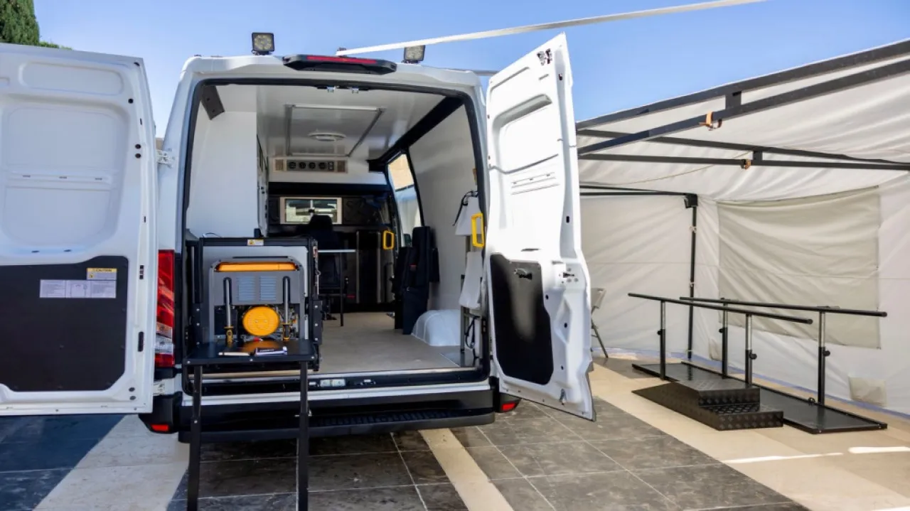 الاردن  مركبتان جديدتان لدعم مبتوري الأطراف بغزة سترسل قريبا