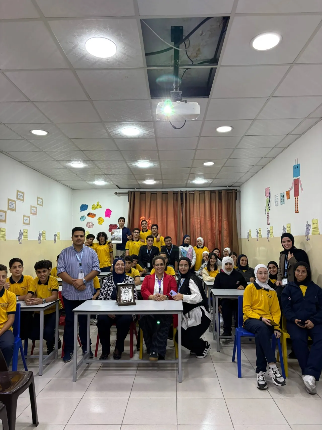 College of Pharmacy at AlZaytoonah University of Jordan Implements an Awareness Initiative for School Students Titled The Rol