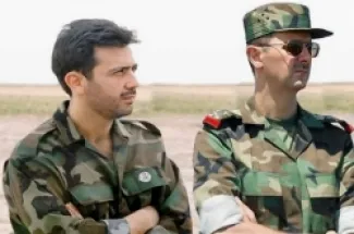 بشار (يمين) وماهر الأسد - ارشيف