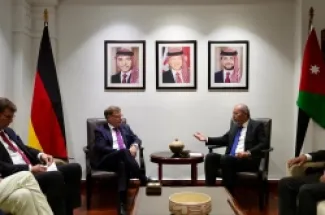 جانب من المباحثات