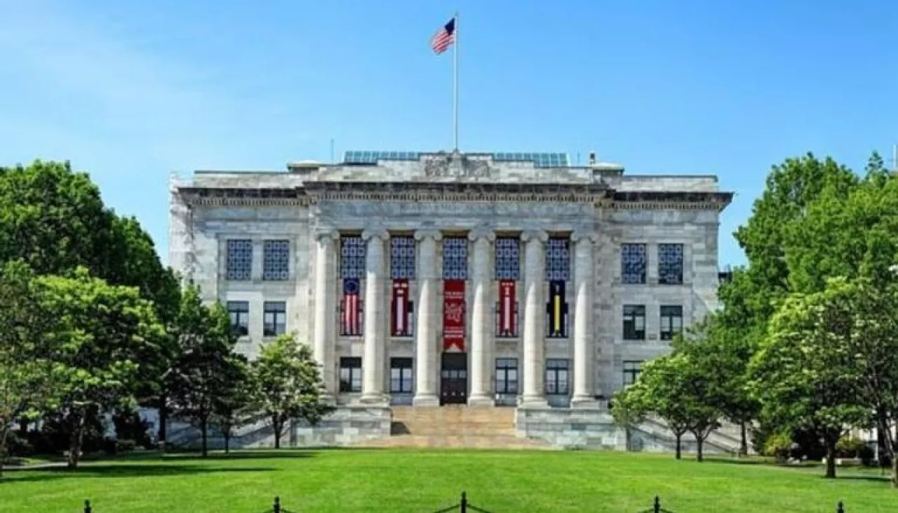 Explosion rocks Harvard University Deliberate attack executed by masked individuals inside the Medical School  Pictures