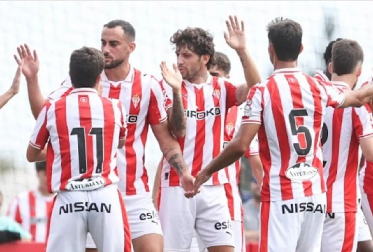 واقعة نادرة تحرم ناديًّا من ارتداء جميع قمصانه