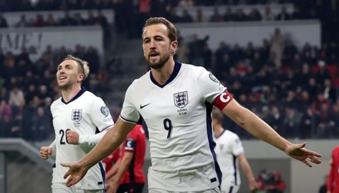 الإعصار هاري كين تجاوز بيليه ويهدد نيمار