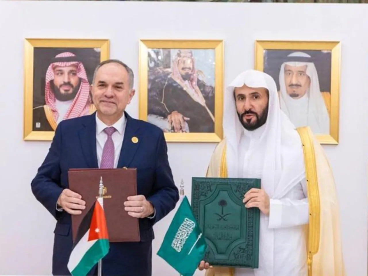 الأردن والسعودية يوقعان برنامجاً للتعاون القضائي المشترك