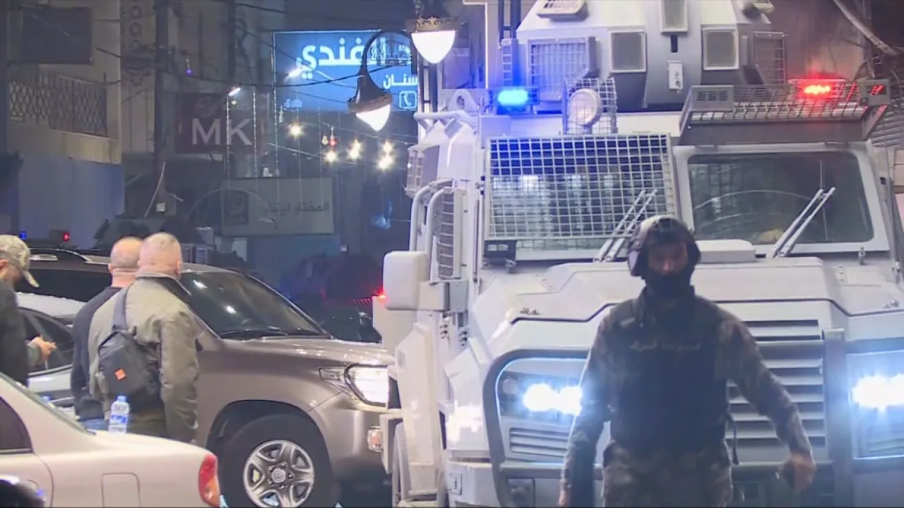 بيان امني قوة أمنيّة تنفّذ مداهمة في لواء الرمثا لشقيقين مطلوبين من حملة الفكر التكفيري