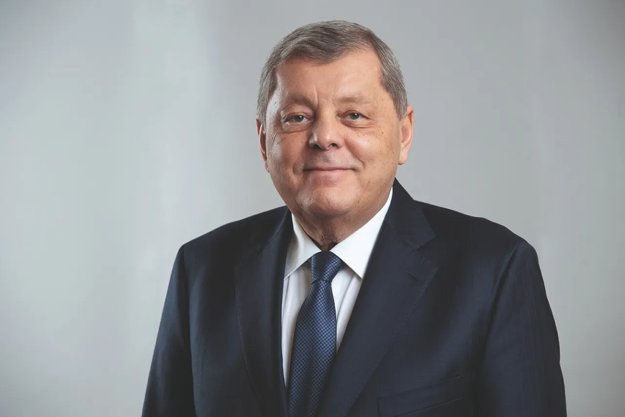 العين مازن سميح دروزة