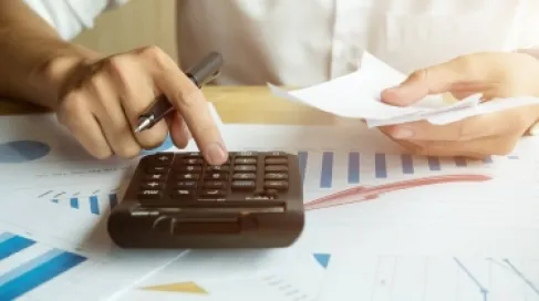 نظام الفوترة الإلكترونية الجديد في الأردن: كيف يؤثر على التجار؟