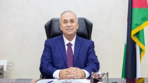 الدكتور حسام أبو علي