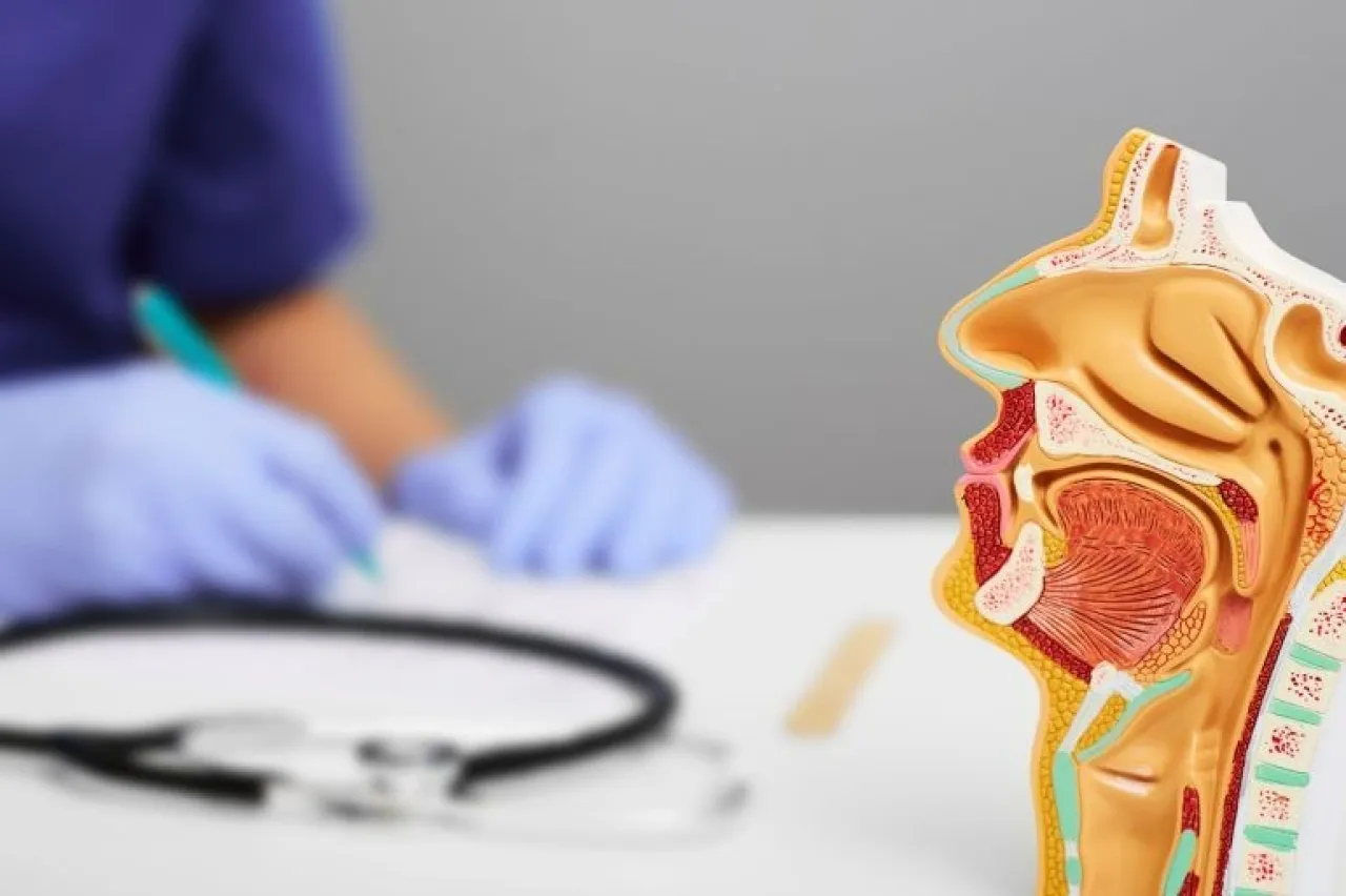 When should surgery be considered for sinusitis treatment