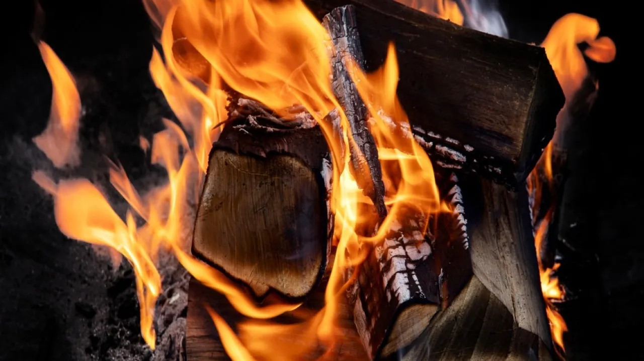 وفاة شخص من جنسية عربية جراء استنشاق أدخنة منقل فحم في عجلون