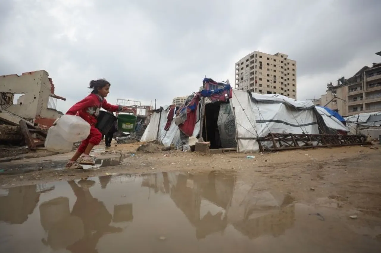 وفاة 7 فلسطينيين بغزة بسبب المنخفض الجوي