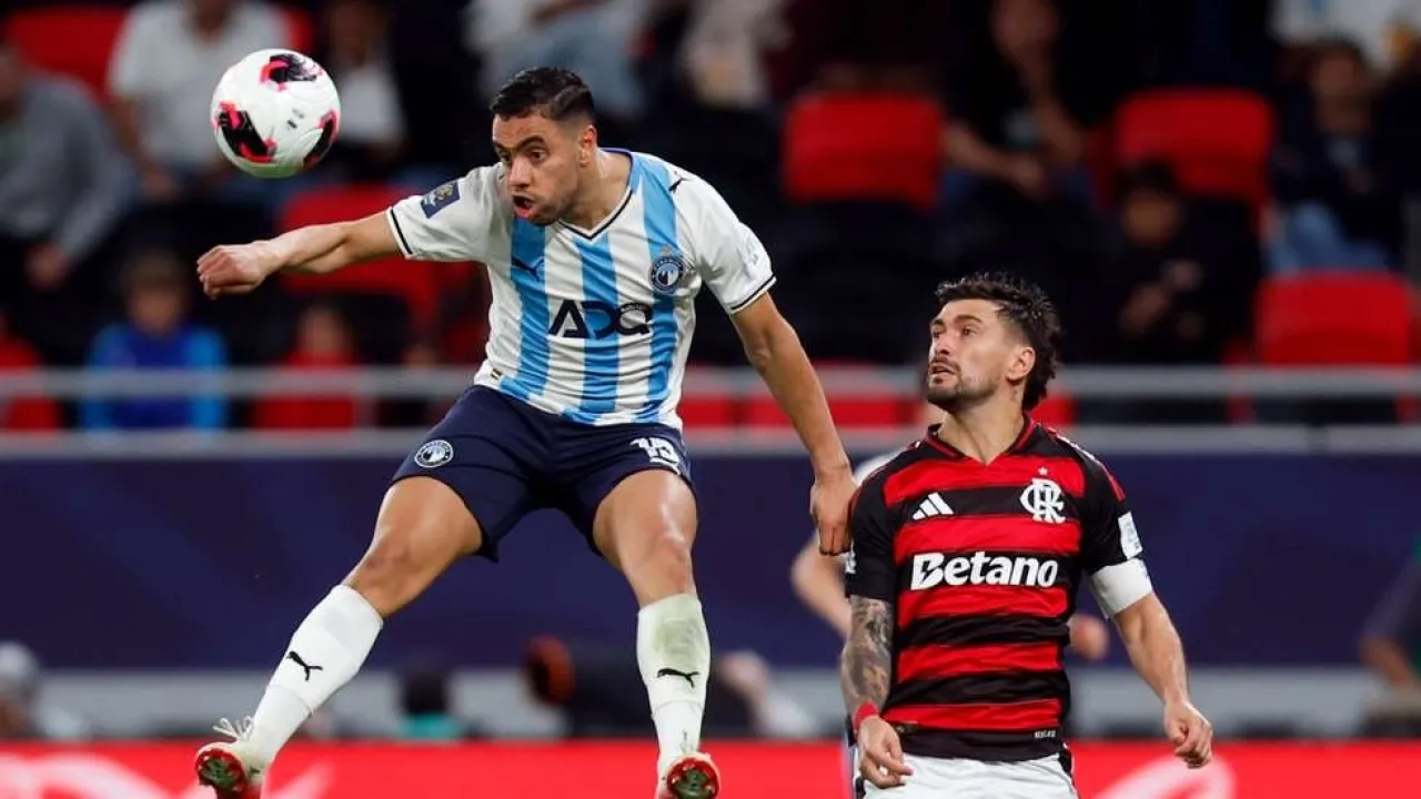 Against Egypts Pyramids Flamengo Sets a Date with Paris in the Continental Cup Final