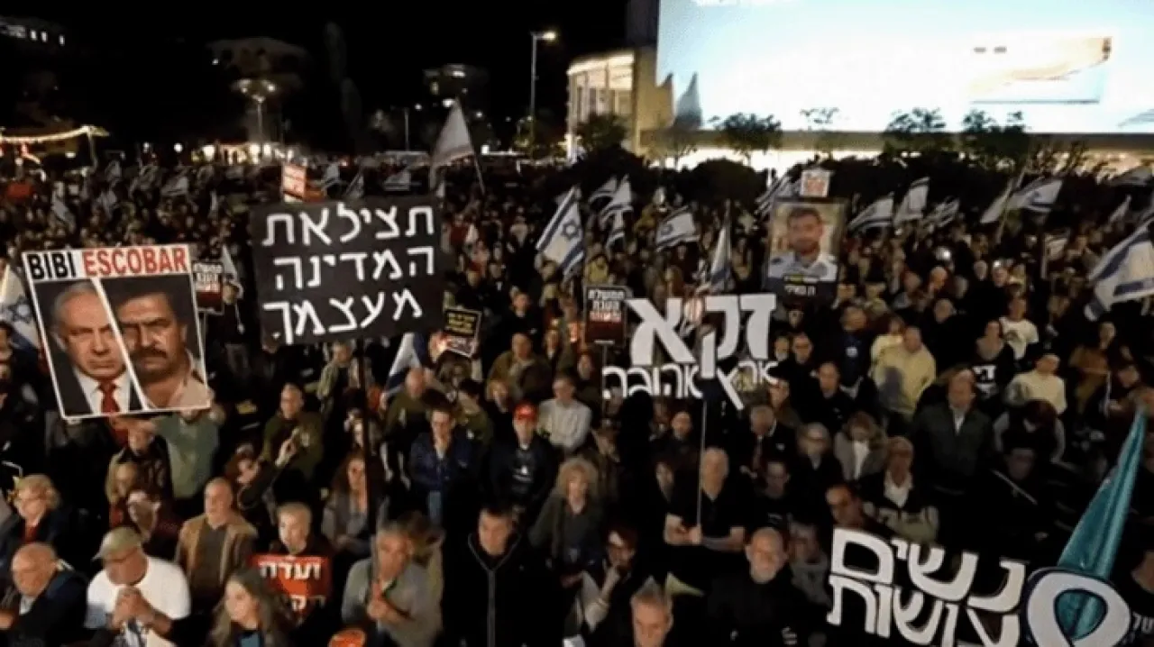 مظاهرات حاشدة في تل أبيب تطالب برحيل حكومة نتنياهو 
