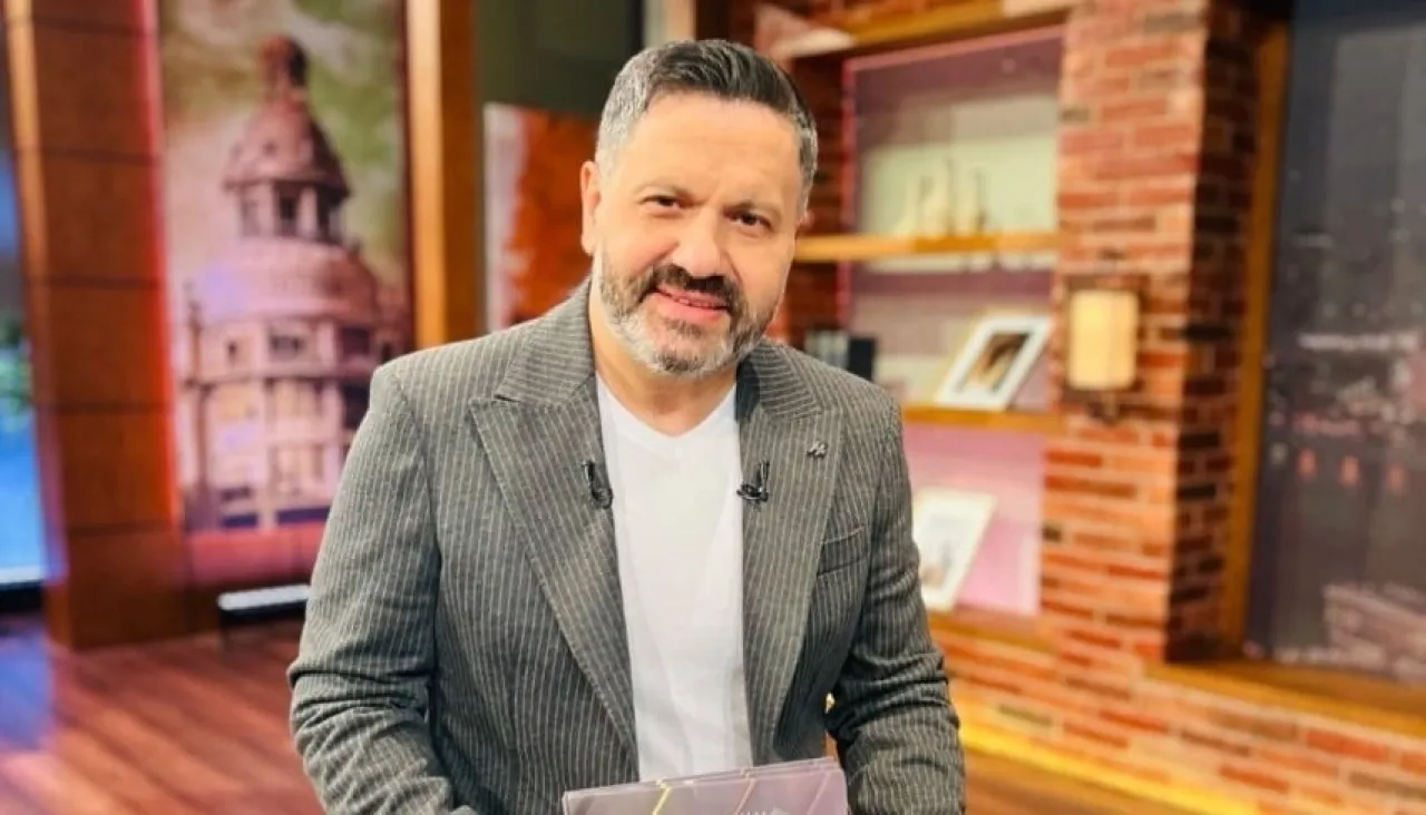 إدوارد يظهر على كرسي متحرك.. ونقابة الممثلين تكشف حقيقة مرضه 