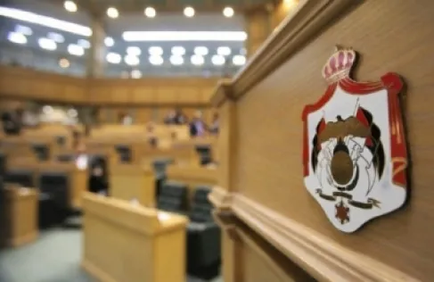 النواب يناقشون مشروع قانون الجريدة الرسمية إلكترونيًا تمهيدًا لإقراره