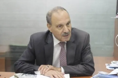 إنهاء الصراع العربي الأسرائيلي  أو استمراره بيد الإدارة الأمريكية