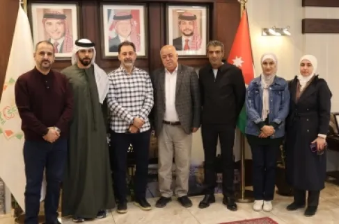 بلدية اربد تبحث مع وفد مستثمرين أردنيين وإماراتيين الاستفادة من النفايات الصلبة