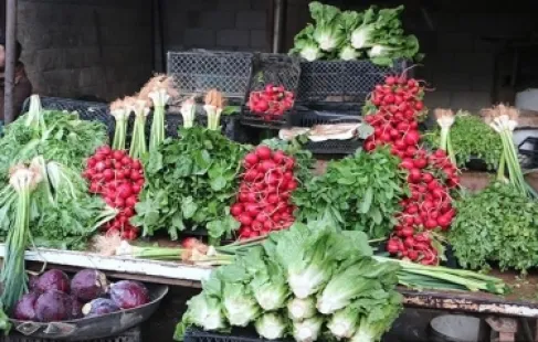 (خضرجي) يقتل أجيره في الأزرق.. جريمة مروعة وقعت صباح اليوم - تفاصيل