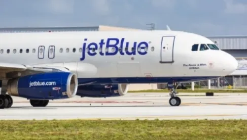 Dropped 100 Feet in 7 Seconds.. How Did Cosmic Radiation Cause a Plane to Descend and Injure 20 Passengers?