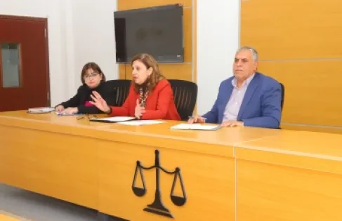 كلية الحقوق بجامعة البترا تستضيف محاضرة للوزيرة الأسبق ياسرة غوشة حول العقوبات البديلة