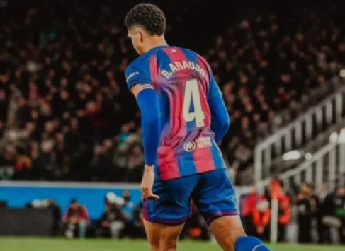 نفسية أراوخو تدفع برشلونة إلى نافذة الانتقالات