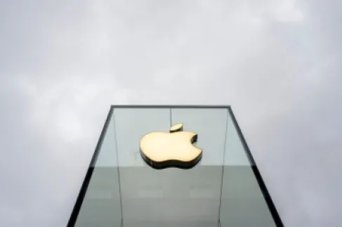 هل تتخلى آبل عن نتوء الشاشة في 