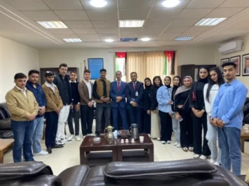 حقوق (الشرق الأوسط) تطوّر مهارات طلبتها عبر زيارة ميدانية لمحكمة الجنايات الكبرى