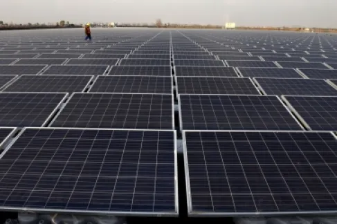 Agreement to Establish a 100 Megawatt Solar Power Station to Reduce Industrial Costs