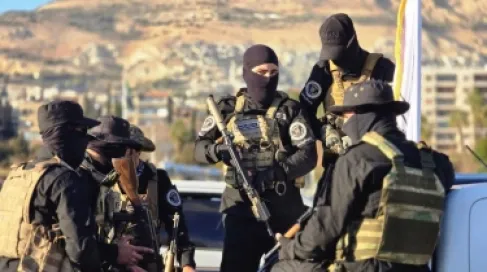 سانا: مقتل 4 عناصر من الأمن السوري برصاص مسلحين في معرة النعمان