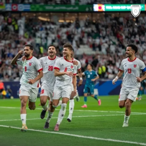 من سيعلق على مباراة النشامى والسعودية؟